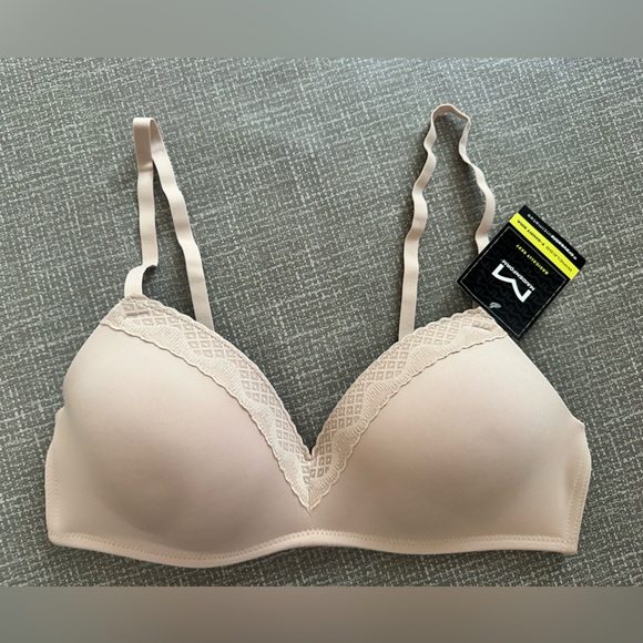Maidenform Other - Maidenform Wireless T-Shirt Bra 36B Nude Beige Lightly Lined Straps NEW